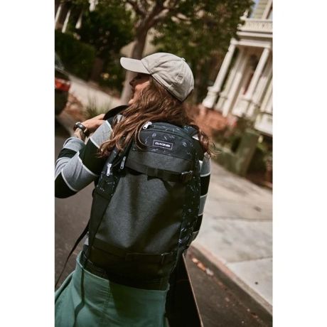 Boekentas dakine deals